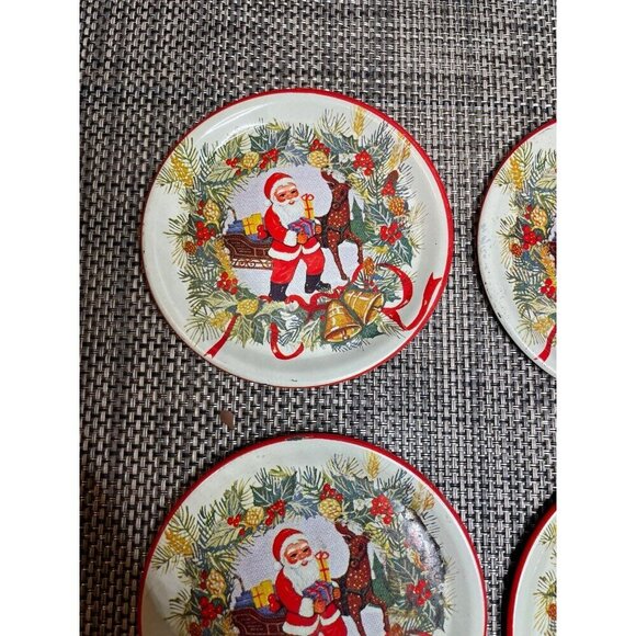 Vintage set of 5 Christmas Metal Coasters with Santa and Sleigh - Picture 4 of 12